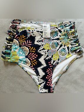 H&M Navy Floral High-Waist Cut Out Sides Bikini Bottoms Size 4